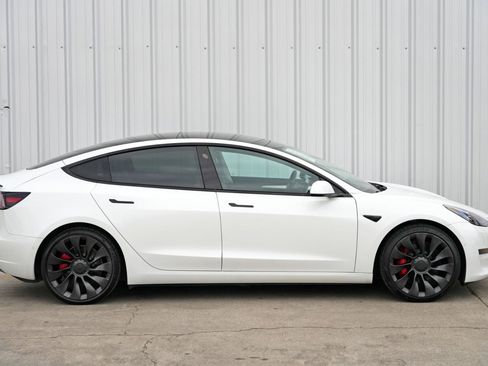 Used 2021 Tesla Model 3 Performance image 53