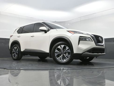 Used 2023 Nissan Rogue SV FWD image 23
