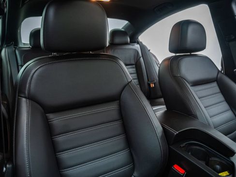 Used 2017 Buick Regal GS FWD image 35