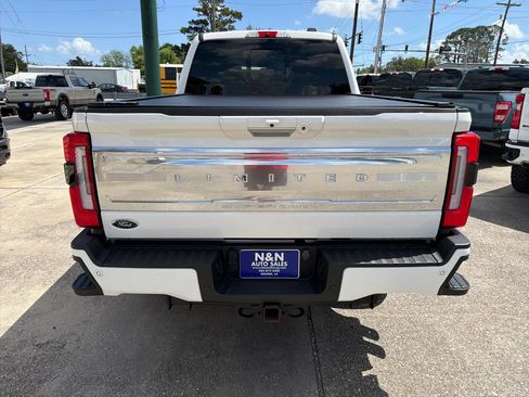Used 2024 Ford F250 Limited w/ FX4 Off-Road Package image 7