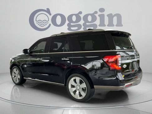 Used 2022 Ford Expedition King Ranch RWD image 3