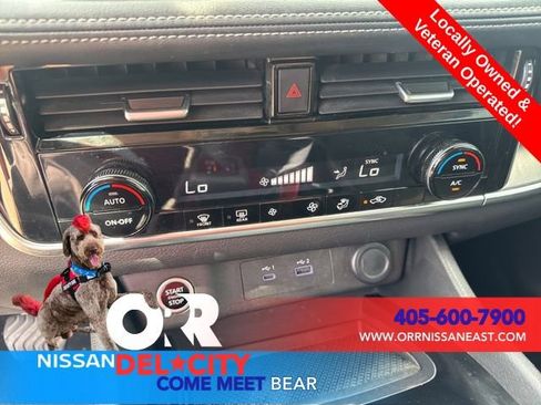 Used 2022 Nissan Rogue SV FWD image 27