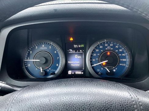 Used 2018 Toyota Sienna XLE w/ XLE Navigation Package image 19