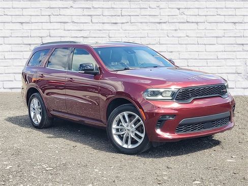 Used 2023 Dodge Durango GT image 1