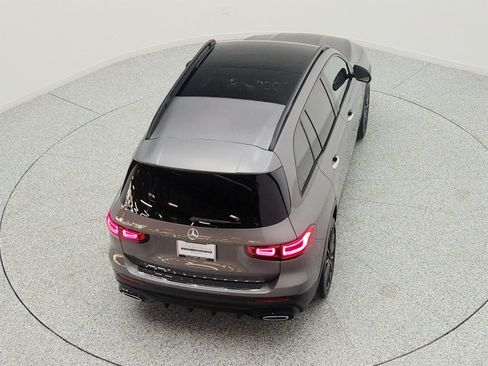 Used 2022 Mercedes-Benz GLB 250 image 27