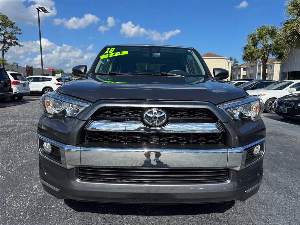 Used 2019 Toyota 4Runner Limited AWD/4WD image 3