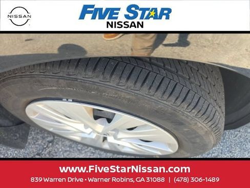 Used 2024 Nissan Sentra S FWD image 9