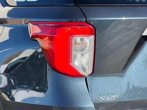 Certified 2022 Ford Explorer XLT w/ Equipment Group 202A image 28