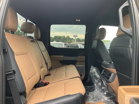 New 2026 Ford F350 Lariat w/ Chrome Package AWD/4WD image 13
