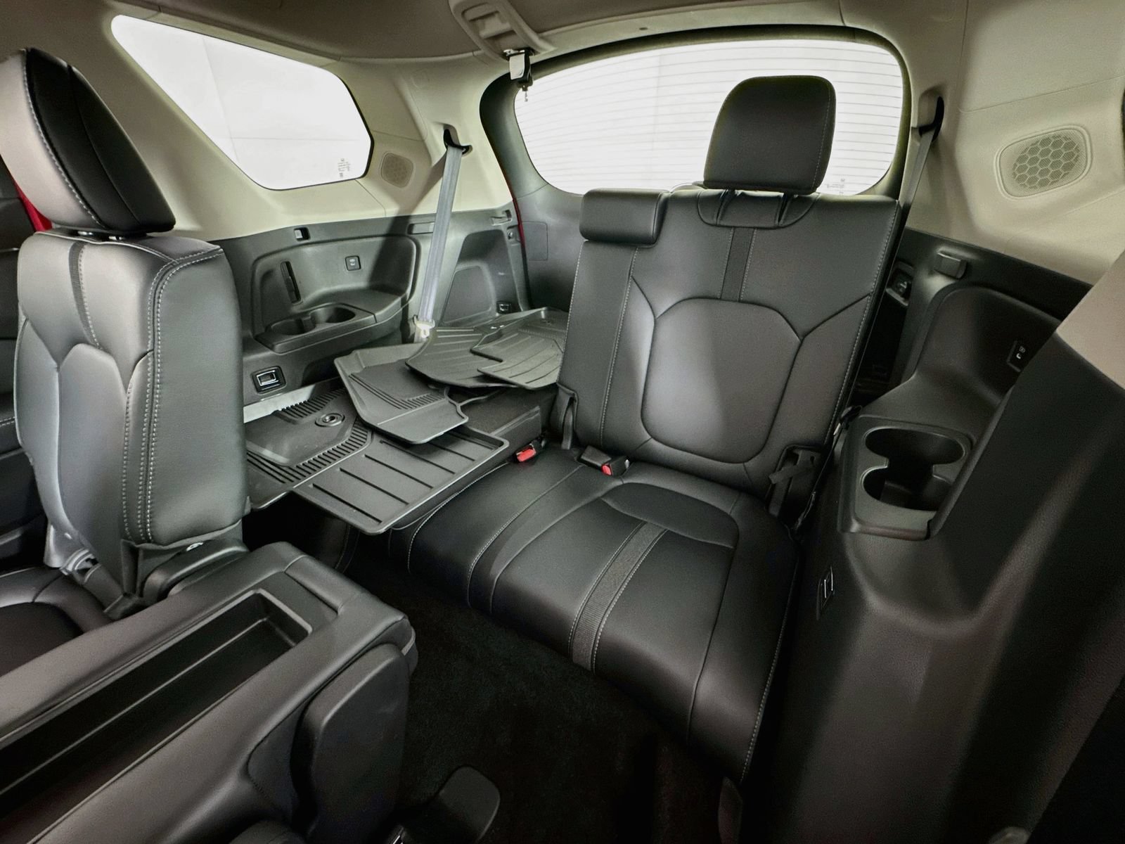 Certified 2024 Honda Pilot Touring image 23