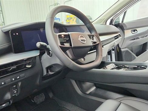 New 2025 Nissan Murano SL image 18