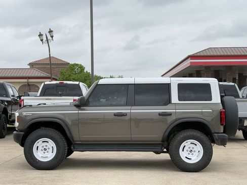 New 2026 Ford Bronco Heritage Edition AWD/4WD image 37