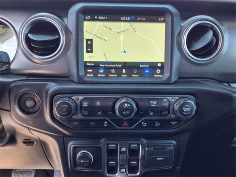 Certified 2022 Jeep Wrangler Unlimited Rubicon 4xe w/ Cold Weather Group image 26