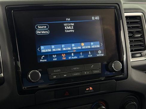 Used 2022 Nissan Frontier SV w/ Technology Package image 19