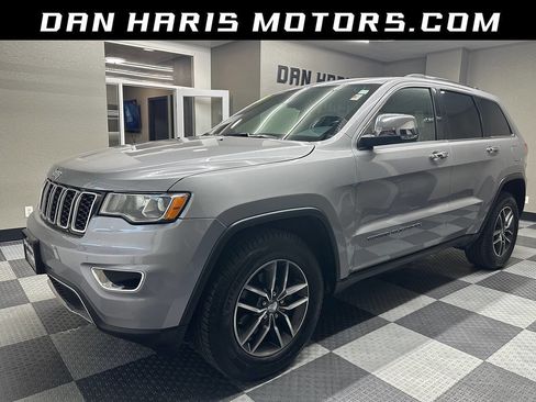 Used 2018 Jeep Grand Cherokee Limited AWD/4WD image 1