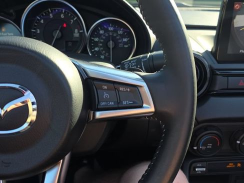 Certified 2021 MAZDA MX-5 Miata RF Club RWD image 21