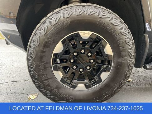 Used 2024 GMC Hummer EV 3X w/ Extreme Off-Road Package AWD/4WD image 33