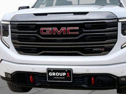Used 2024 GMC Sierra 1500 AT4 w/ Technology Package AWD/4WD image 30