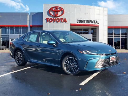 New 2026 Toyota Camry XLE image 2