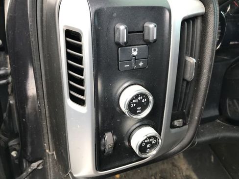 Used 2014 GMC Sierra 1500 SLE w/ SLE Value Package image 5