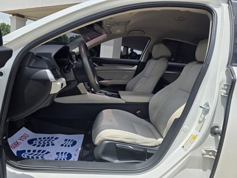 Used 2021 Honda Accord LX image 12