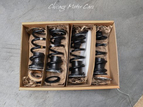 Used 2022 Ferrari 812 GTS RWD image 38