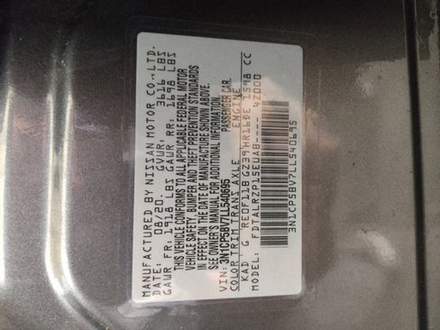 Used 2020 Nissan Kicks S FWD image 33