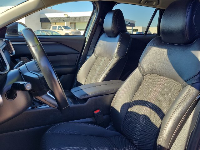 Used 2025 MAZDA CX-50 AWD 2.5 S w/ Preferred Package image 7