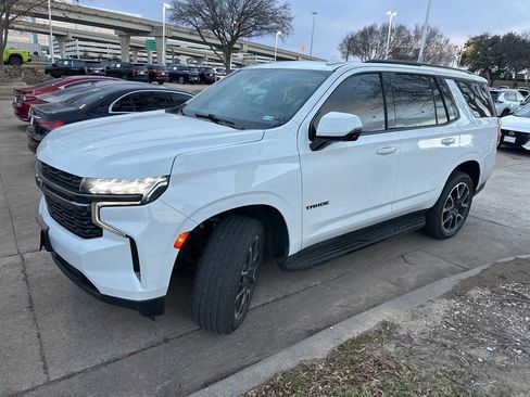 Used 2022 Chevrolet Tahoe RST w/ Luxury Package image 2