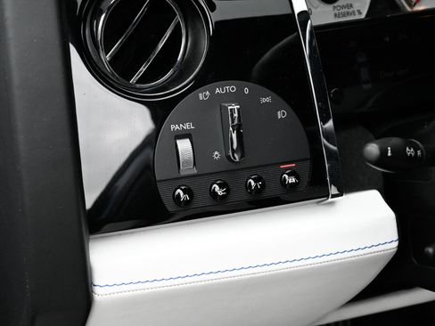 Used 2018 Rolls-Royce Ghost RWD image 22