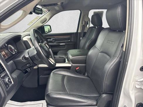 Used 2017 RAM 1500 Laramie w/ Convenience Group image 9