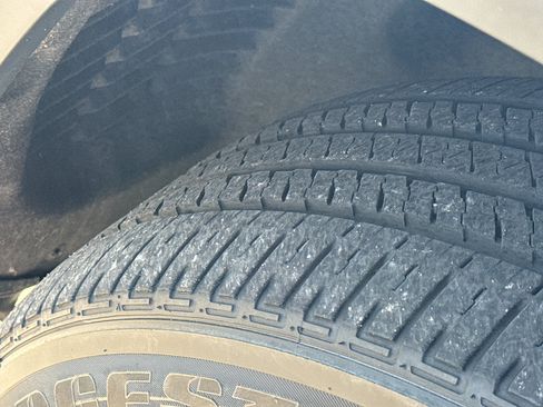 Used 2024 Jeep Grand Cherokee Altitude AWD/4WD image 9