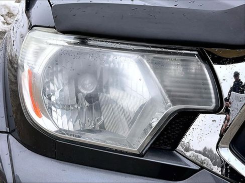 Used 2013 Toyota Tacoma 4x4 Double Cab w/ SR5 Pkg image 28