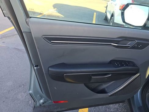 Used 2024 Kia EV9 Wind image 11