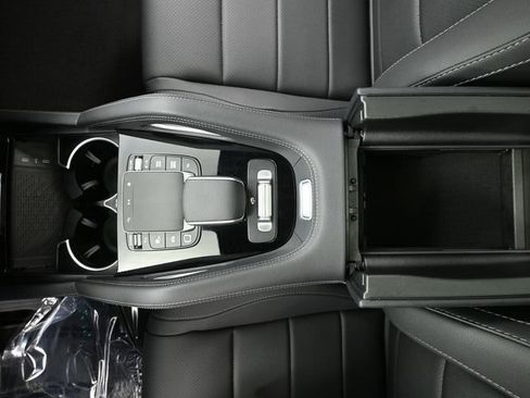 Used 2026 Mercedes-Benz GLS 450 4MATIC image 29