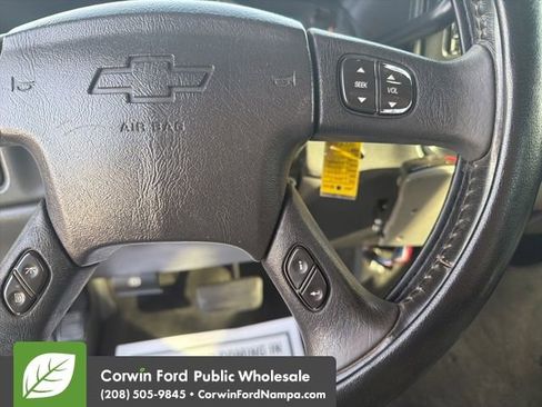 Used 2007 Chevrolet Silverado 2500 LT image 17