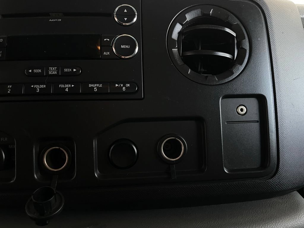 Used 2013 Ford E-450 and Econoline 450 Super Duty w/ PWR Locks & Windows Group RWD image 40