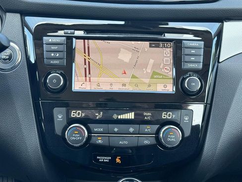 Used 2020 Nissan Rogue Sport SL AWD/4WD image 10