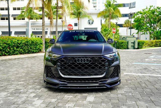 Used 2026 Audi RS Q8 performance AWD/4WD image 4