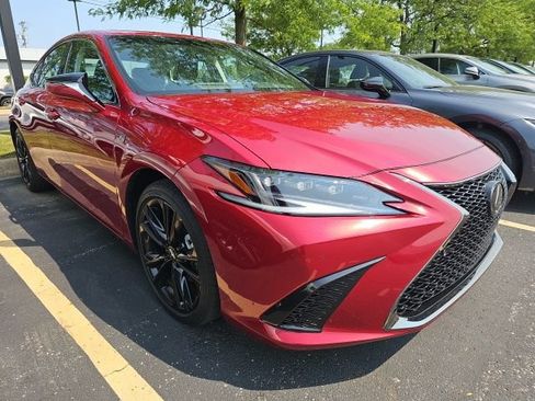 Used 2025 Lexus ES 300h F Sport w/ Accessory Package (Z1) FWD image 2