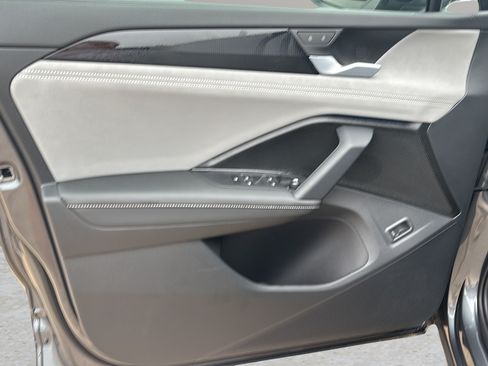 New 2026 Volkswagen Tiguan SE AWD/4WD image 20