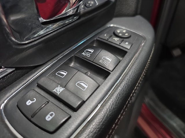 Used 2017 RAM 1500 Laramie w/ Convenience Group AWD/4WD image 27