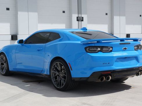 Used 2022 Chevrolet Camaro ZL1 image 9