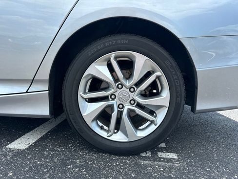 Used 2019 Honda Accord LX image 5