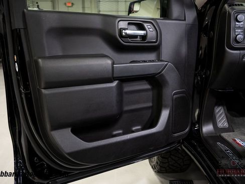 Used 2021 Chevrolet Silverado 1500 Custom image 16