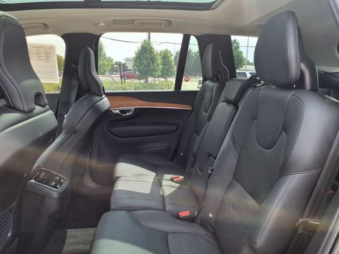 Used 2024 Volvo XC90 B6 Plus AWD/4WD image 19