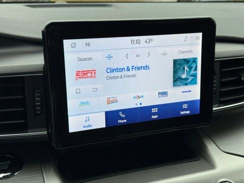 Certified 2022 Ford Explorer XLT w/ Equipment Group 202A image 29