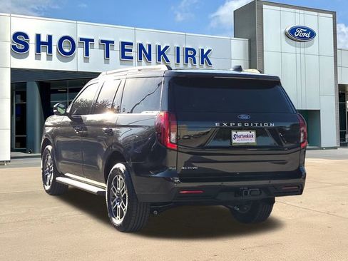 New 2025 Ford Expedition Active RWD image 6