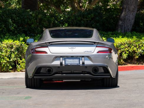 Used 2014 Aston Martin Vanquish Coupe image 6