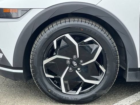 Certified 2023 Hyundai Ioniq 5 SE w/ Cargo Package AWD/4WD image 34